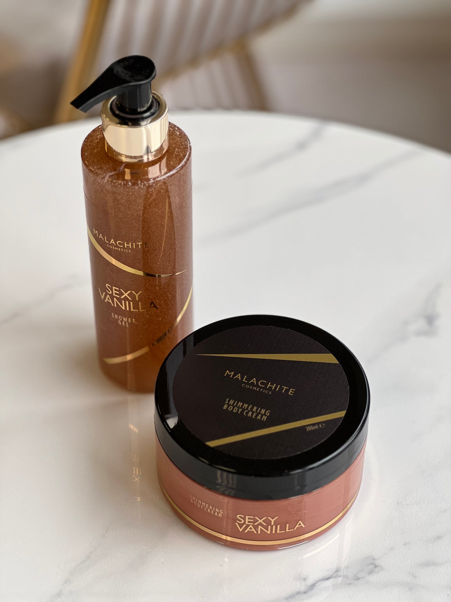 💗 Švytintis kūno priežiūros rinkinys Malachite Cosmetics SEXY VANILLA RITUAL
