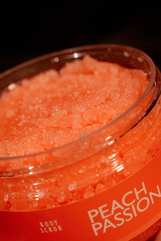 Persikų šveitiklis MALACHITE COSMETICS „Peach Passion Scrub“, 300 g