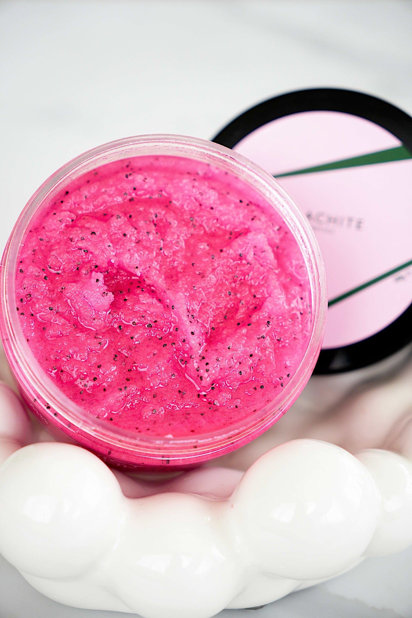 Kūno šveitiklis MALACHITE COSMETICS JUICY PINK, 300g