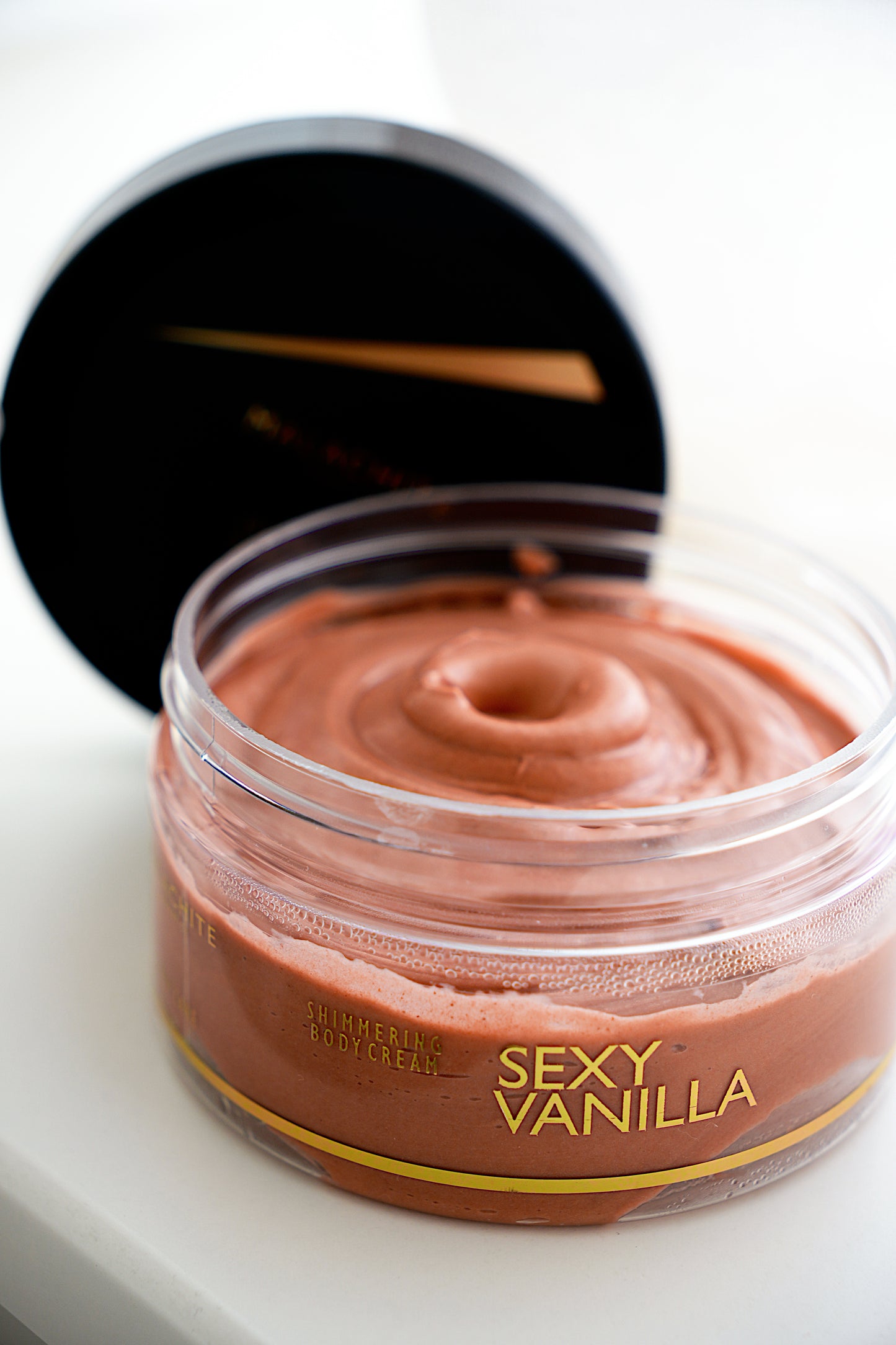Kūno kremas MALACHITE COSMETICS "Sexy Vanilla", 200ml