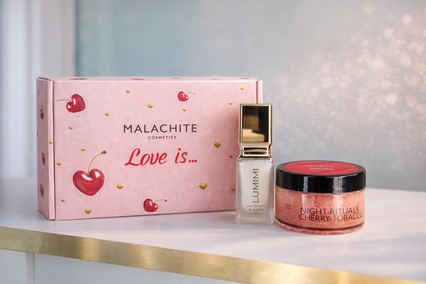 💝 Šventinis rinkinys „Love is…“