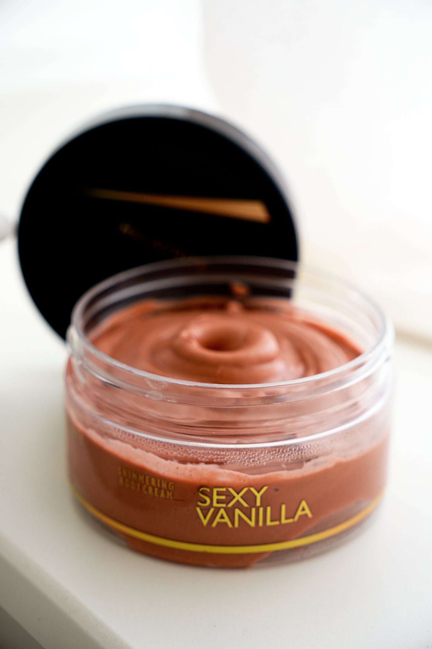 Kūno kremas MALACHITE COSMETICS "Sexy Vanilla", 200ml