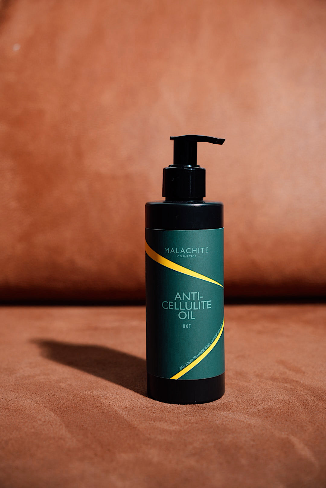 Anticeliulitinis kūno aliejus MALACHITE COSMETICS "Anticellulite oil, hot", 200ml