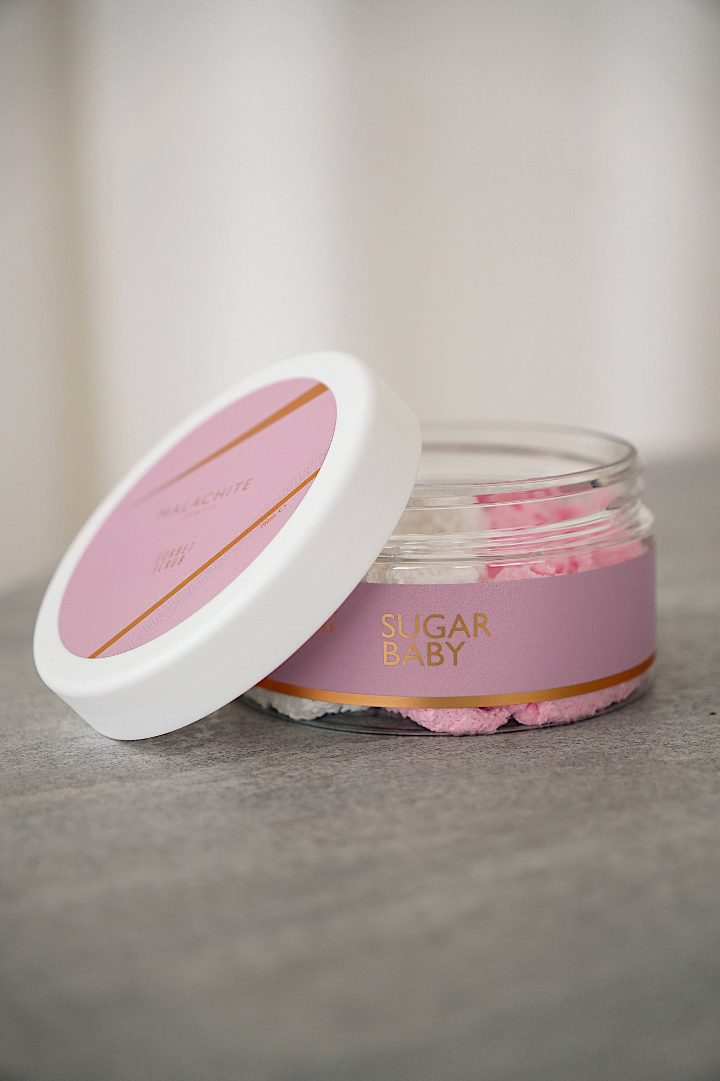 Kūno šveitiklis MALACHITE COSMETICS “Sugar Baby”, 200ml