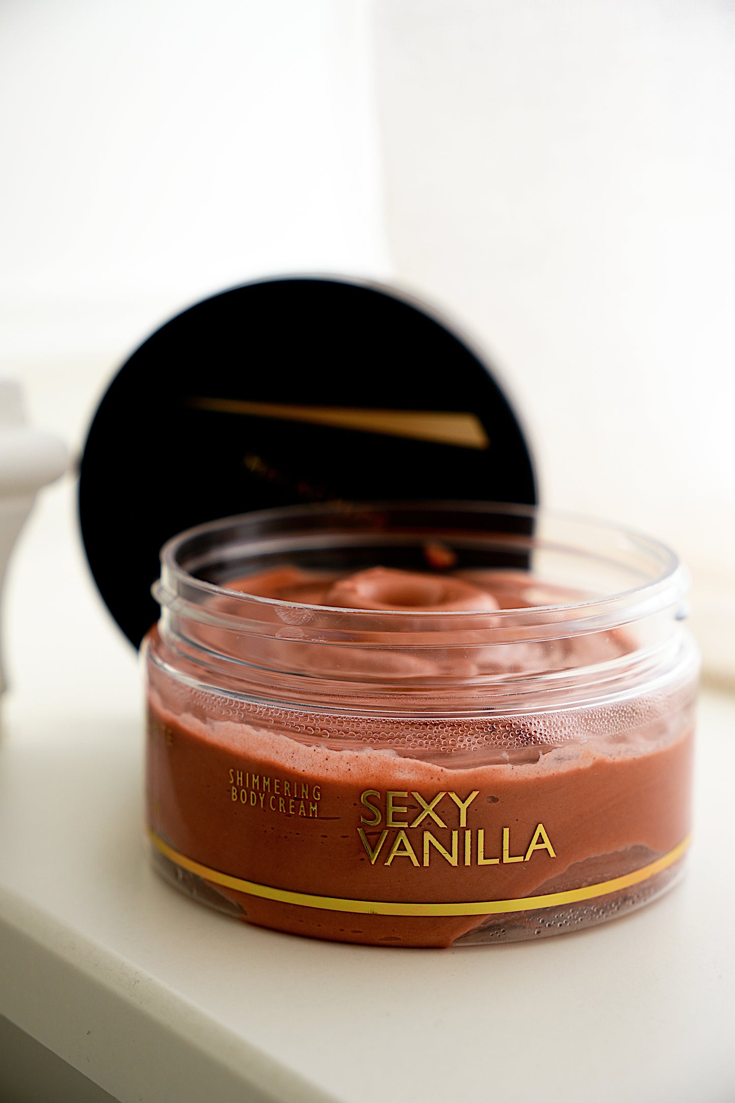Kūno kremas MALACHITE COSMETICS "Sexy Vanilla", 200ml