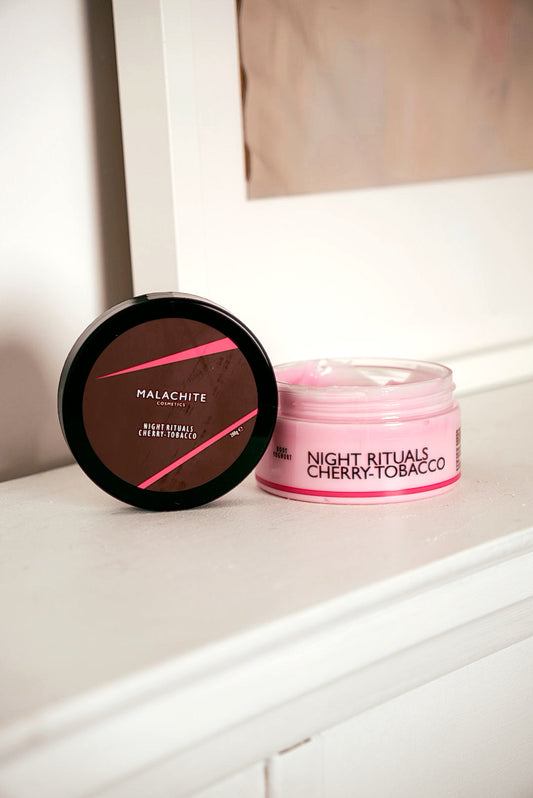 Kūno jogurtas MALACHITE COSMETICS „Night Rituals – Cherry & Tobacco“, 200ml