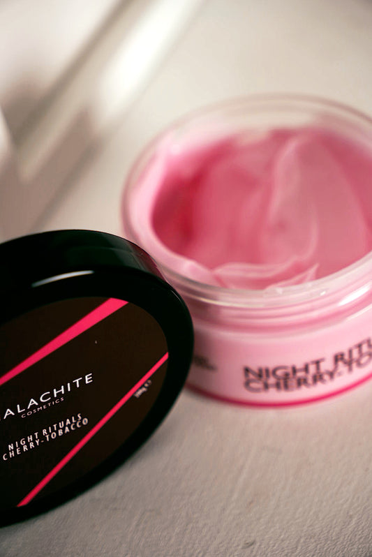 Kūno jogurtas MALACHITE COSMETICS „Night Rituals – Cherry & Tobacco“, 200ml